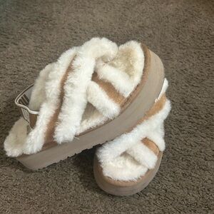 Ugg platform slides